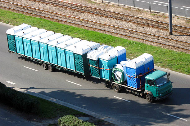 Best Portable toilet rental cost  in Fairfax, MN